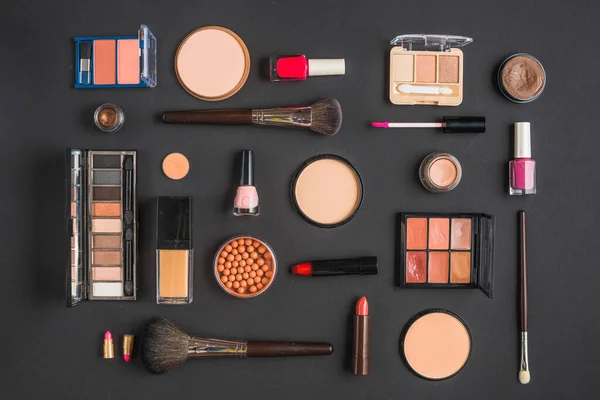 Olika Typ Makeup Produkter Svart Bakgrund — Stockfoto