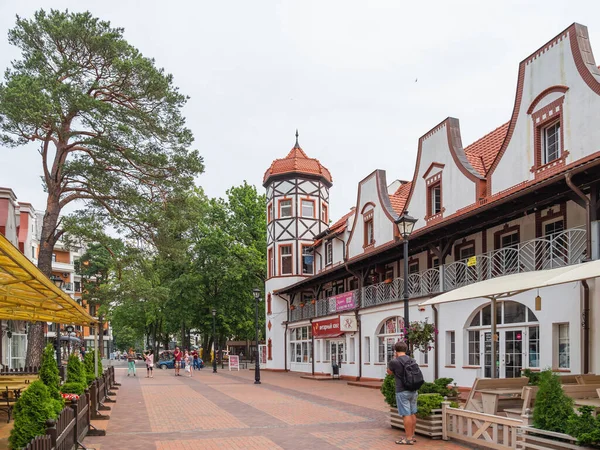 Svetlogorsk Russia July 2019 Local People Tourists Walk Central Square — Stockfoto