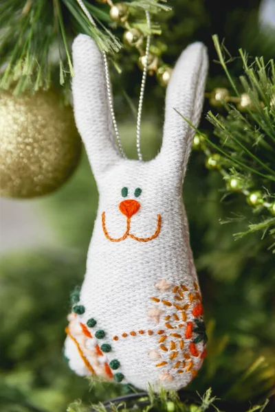 Handgemaakt Textiel Konijn Als Kerstboom Decoratie Geborduurde Haas Als Symbool — Stockfoto