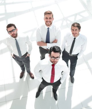 Üst Manzara. Bir grup şirket çalışanı bir arada.