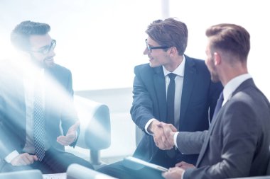 iş karşılıklı iş ortakları