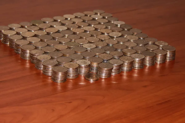 Mosca 2012 Monete Cinque Rubli Sono Sdraiate Sul Tavolo Pile — Foto Stock