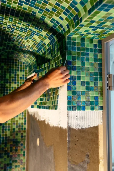 Applying Modern Mosaic Tiles Sauna Renovation — Stock Photo, Image
