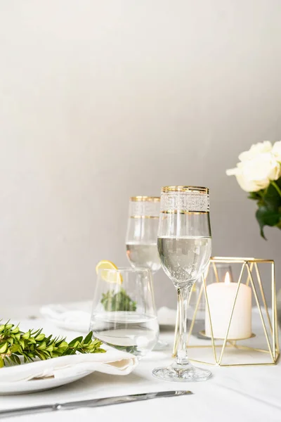 Beautiful Table Setting Romantic Dinner Two — Stock Photo, Image