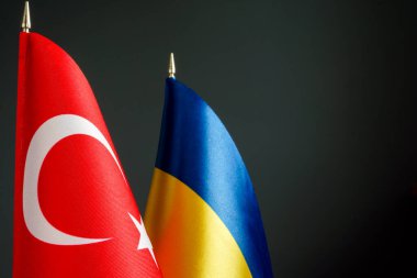 Türkiye ve Ukrayna bayrakları. Diplomatik ilişkiler.