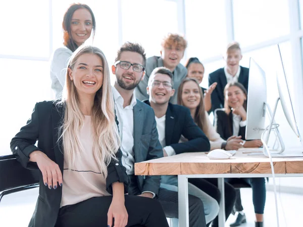 Young Business Woman Sitting Front Big Business Team — Photo
