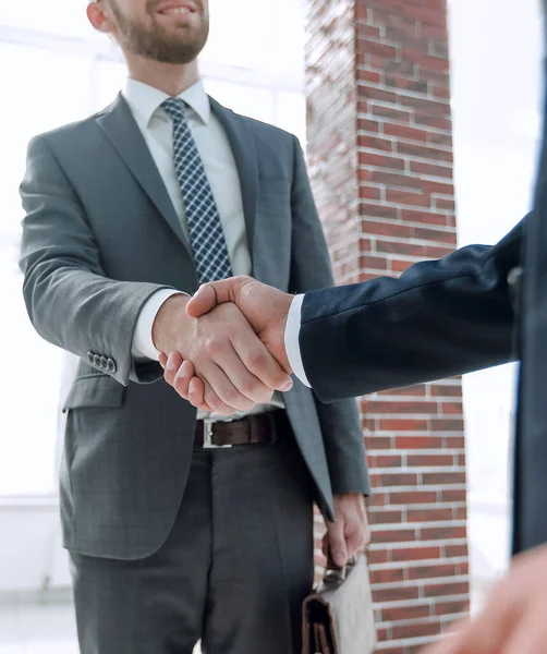 Business Leader Shaking Hands Partner — Stock Photo, Image