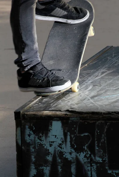 Skateboarding Trick Detail Hintergrund — Stockfoto