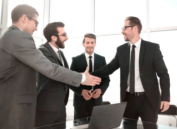 Boss Employee Shaking Hands Each Other — Stock Photo, Image