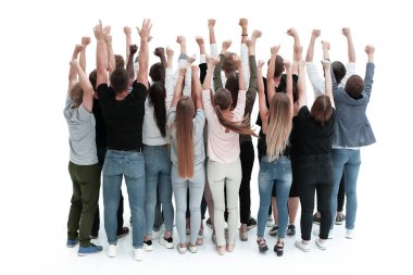 Dikiz aynası. Elleri havada hırslı bir grup genç.