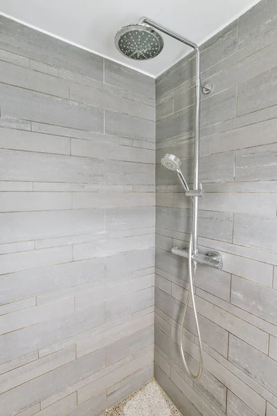 Modern Duş Kabini Görünümü — Stok fotoğraf