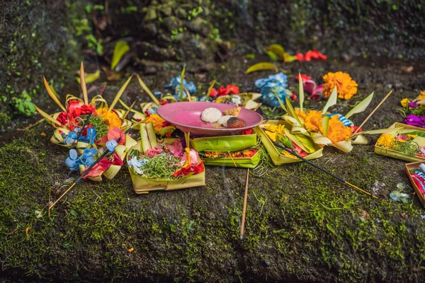 Dagliga Erbjudanden Canang Sari Mycket Viktigt Bali Indonesien — Stockfoto
