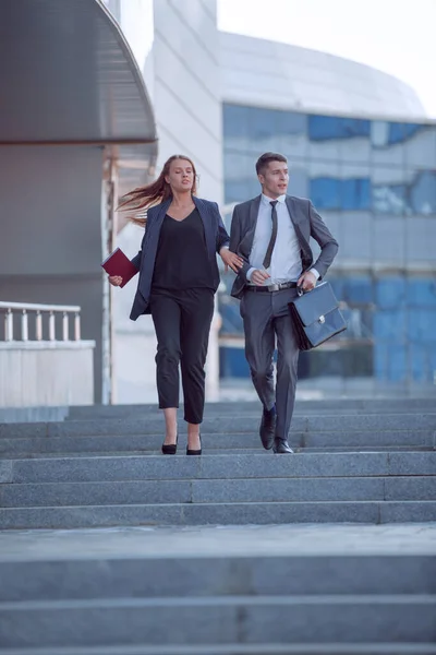 Successful Business People Confidently Walking City Street — Stock Photo, Image