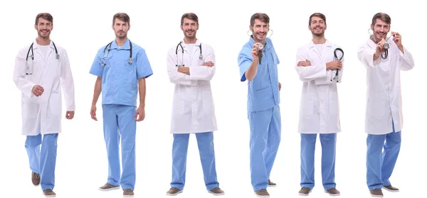 Grupa Lekarzy Stojących Rzędzie — Zdjęcie stockowe