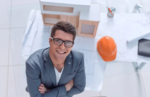 Male Architect Sitting His Desk Pointing Copy Space — Stock Photo, Image