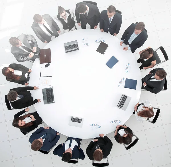 Widok Góry Spotkanie Partnerów Biznesowych Okrągły Stół — Zdjęcie stockowe