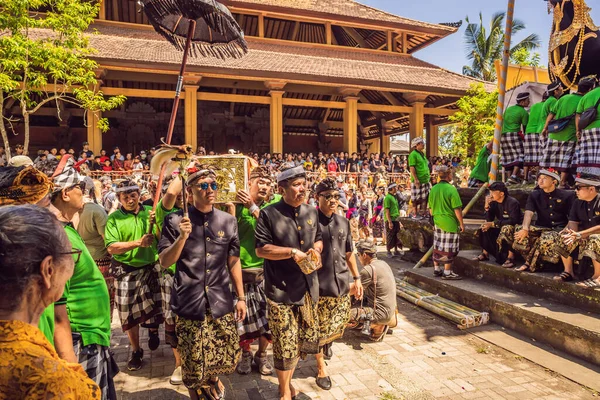 Ubud Bali Indonezja Kwietnia 2019 Królewska Ceremonia Kremacji Balijski Hindusów — Zdjęcie stockowe