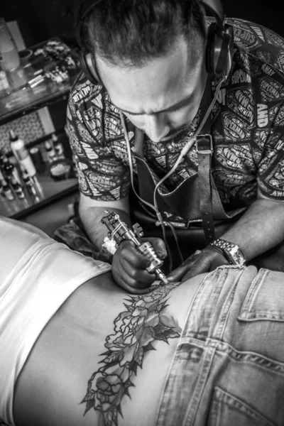 Master Tatuaggio Lavoro Studio — Foto Stock
