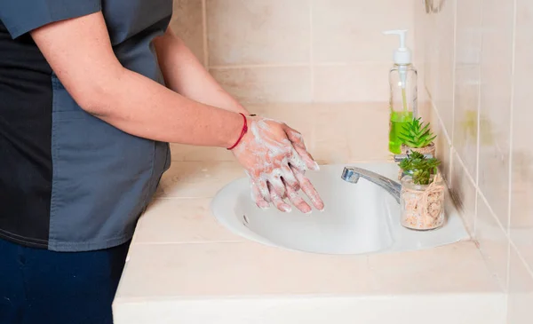 Close Person Washing Hands Soap Concept Correct Hand Washing Ways — Stock fotografie