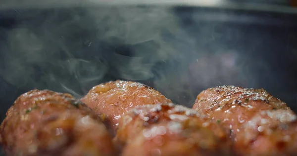 Meatballs Frying Hot Pan Close — Stockfoto