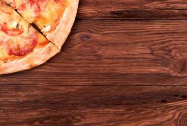 pizza yakın görünüm