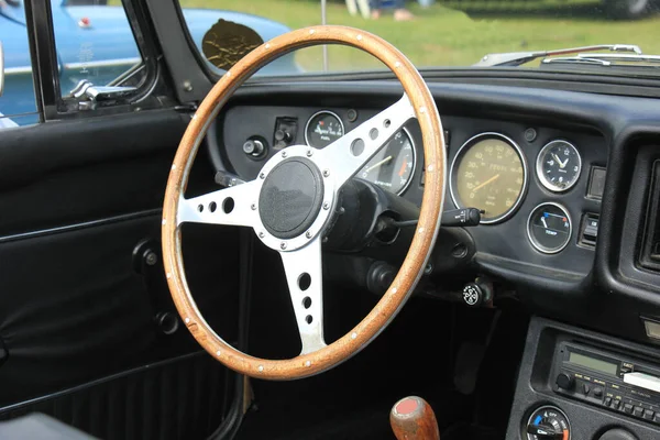 Dashboard Van Een Vintage Sportwagen — Stockfoto