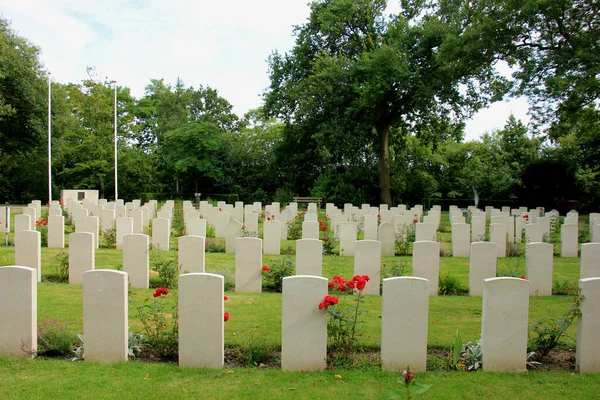 Αναμνηστικό Κοιμητήριο Του Παγκοσμίου Πολέμου — Φωτογραφία Αρχείου