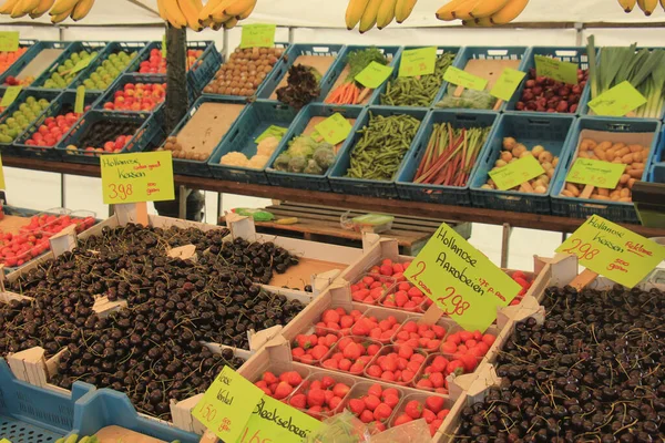Fruits Frais Sur Étal Marché — Photo