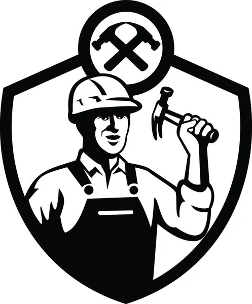 Carpintero Constructor Sosteniendo Escudo Martillo Blanco Negro Retro — Vector de stock