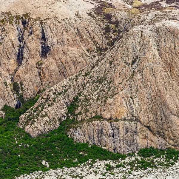 岩石山与山谷 在巴塔哥尼亚的山景 阿根廷 — 图库照片