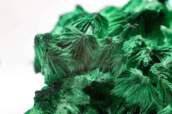 Malaquita Mineral Cobre Verde Vibrante Forma Terciopelo Altamente Estructurada Piedra —  Fotos de Stock