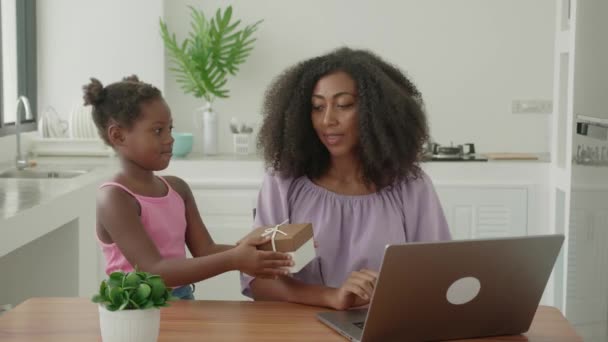 Multitasking Young African American Woman Freelance Entrepreneur Working Remotely Laptop — Stockvideo