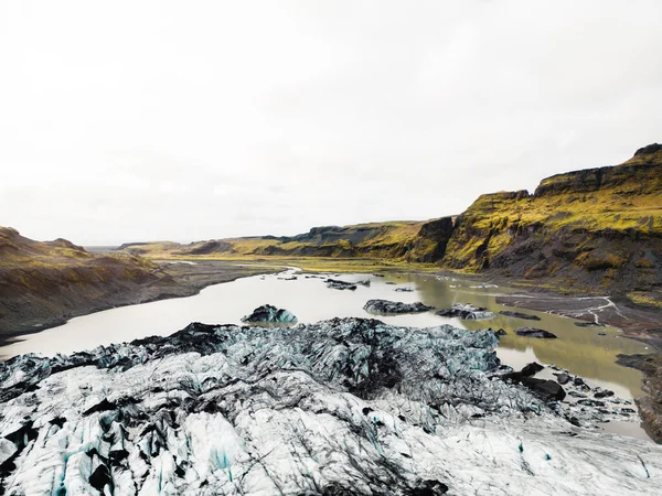 アイスランドの大規模なSvinafellsjokull氷河とそのラグーンの美しい空中ビューは 地球温暖化によって引き起こされます 高品質の写真 — ストック写真