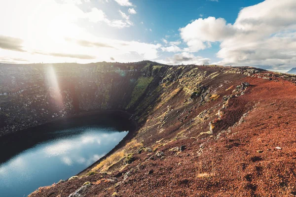 Kerid Crater Lake Turkos Färg Ligger Södra Island Högkvalitativt Foto — Stockfoto