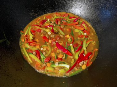 Lezzetli yemeği hazırlarken Lagman.