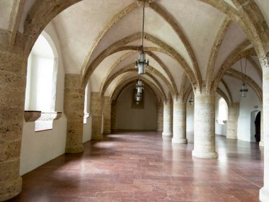Burghausen Kalesi 'nin tarihi salonlarından biri..