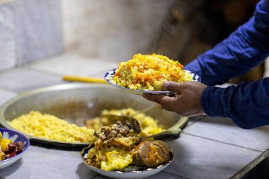 Oyun bitti, şimdi servis edildi..