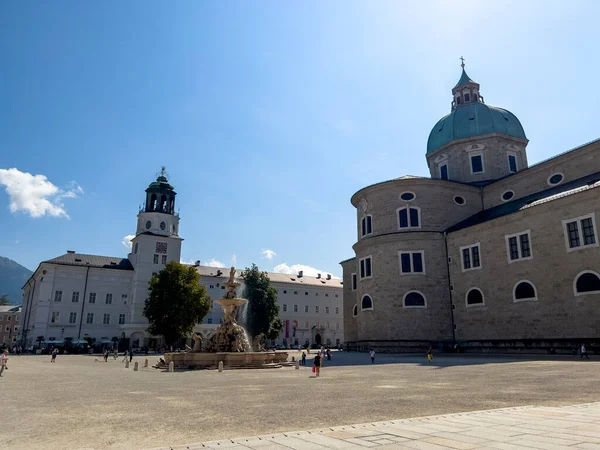 Salzburg 'un merkez meydanlarından biri..