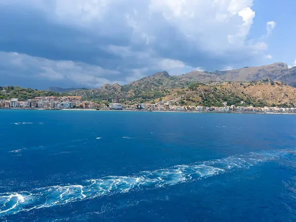 Hermosa Vista Sobre Sombría Sicilia Antes Lluvia —  Fotos de Stock