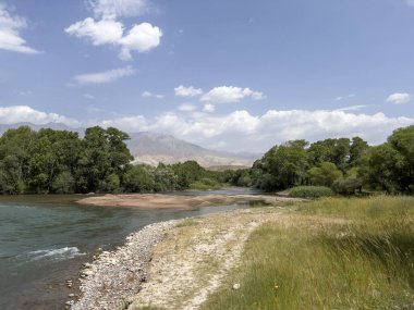 Pamir dağlarının güzel manzarası.