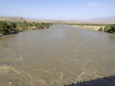 Köprüden Naryn Nehri.