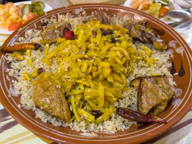 Lezzetli yemek servisi şimdi bitti..