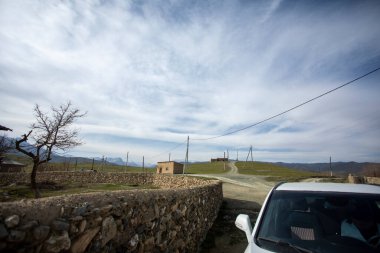 Çoğu ev için dağ yolu