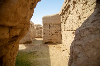 Özbekistan 'daki eski evlerdeki tuğlalar