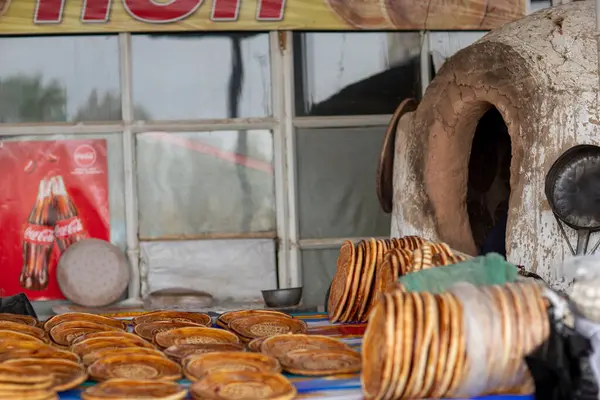 Özbekistan 'da büyük bir fırın