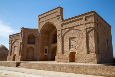 Taş ve kumdan kale boyasız