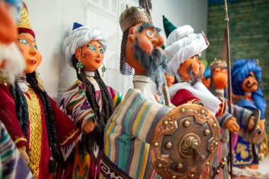 Buhara 'daki güzel Özbek geleneksel oyuncakları