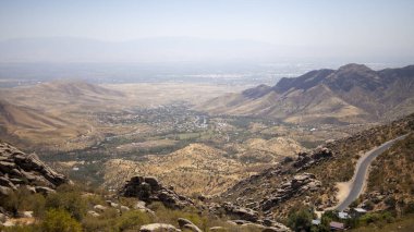 Dağın üzerinden Üstten Görünüm