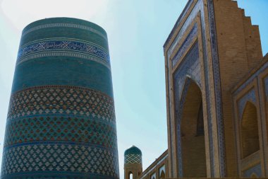 Khiva 'nın tarihi bir yerinde.