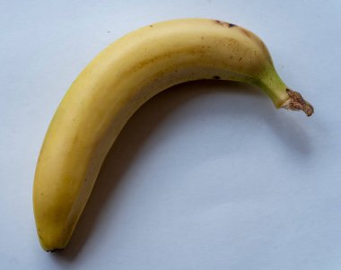 Beyaz arkaplanlı muz resmi